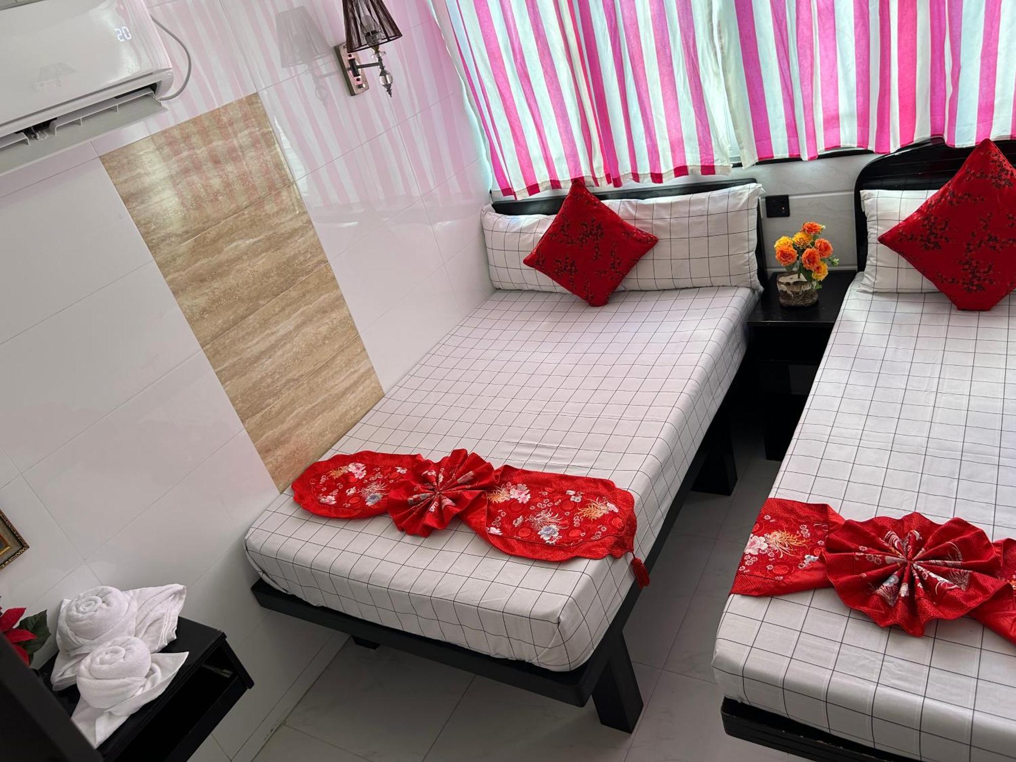 Отель Manila Lounge Гонконг Экстерьер фото